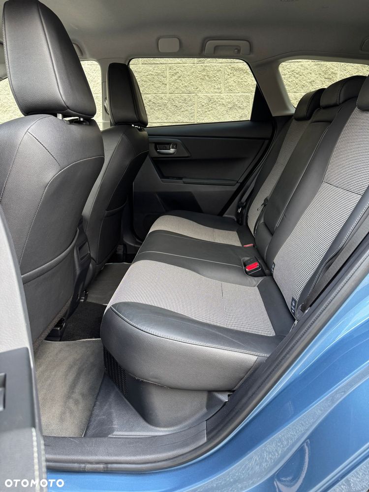 Toyota Auris Hybrid 135 Prestige - 10