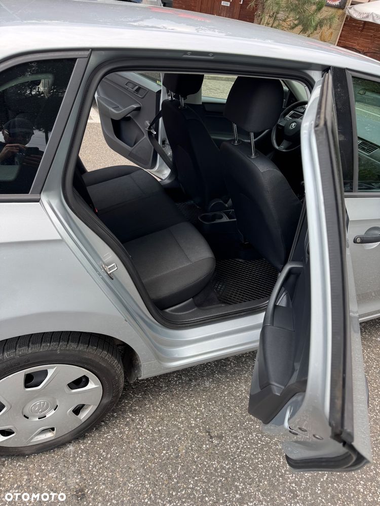 Skoda RAPID 1.6 TDI DPF Edition - 7