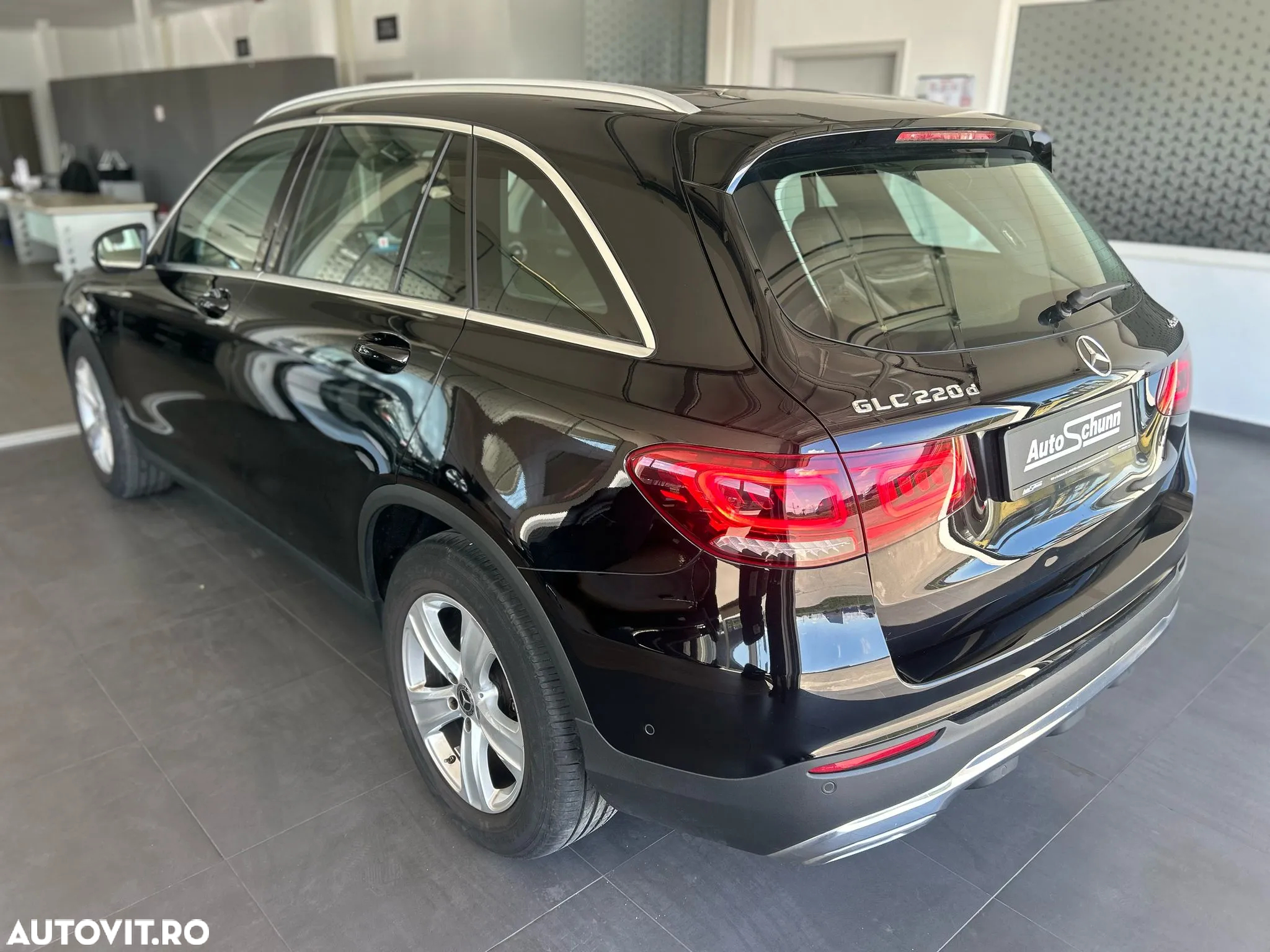 Mercedes-Benz GLC 220 d 4Matic 9G-TRONIC - 12