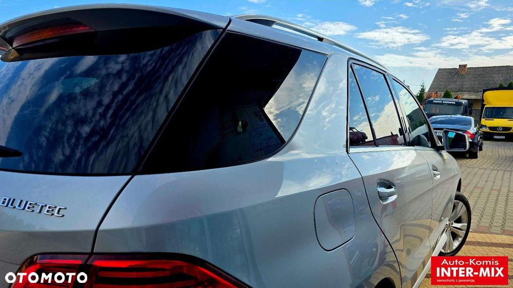 Mercedes-Benz ML - 24