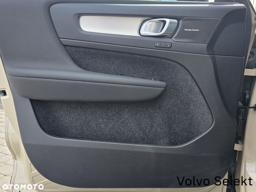 Volvo XC 40 - 15