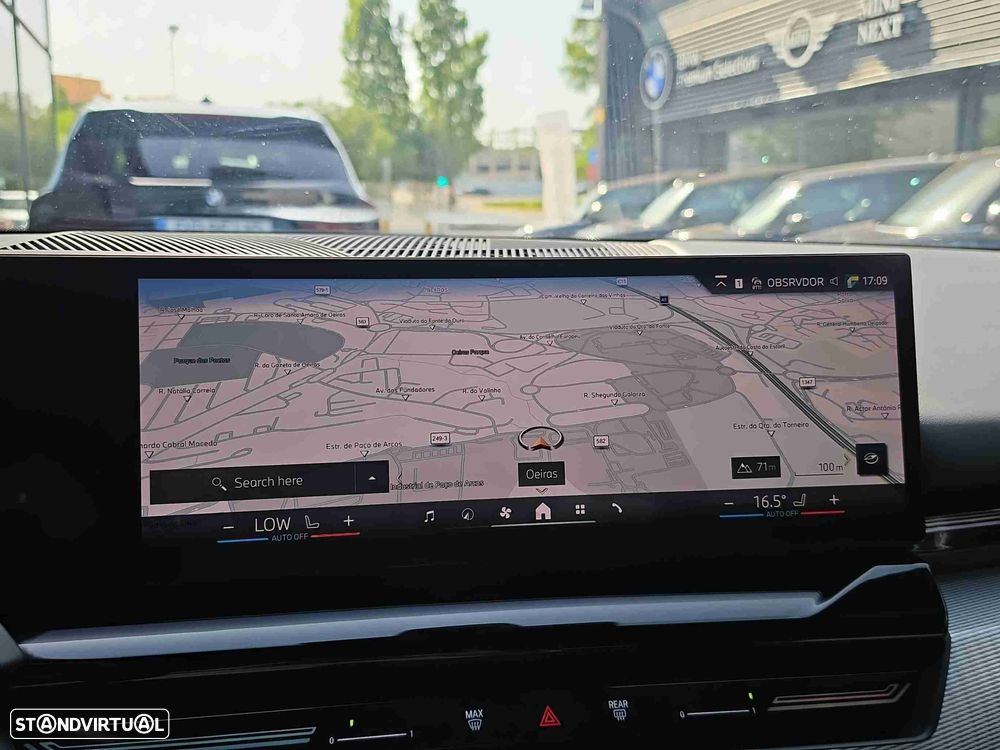 BMW 520 d Pack Desportivo M - 12