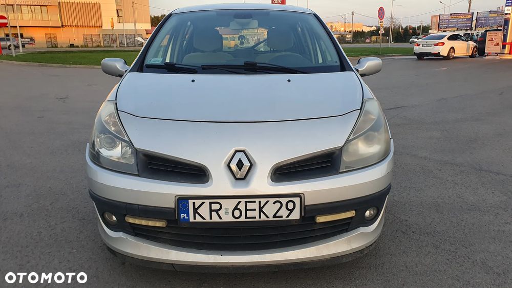 Renault Clio - 5