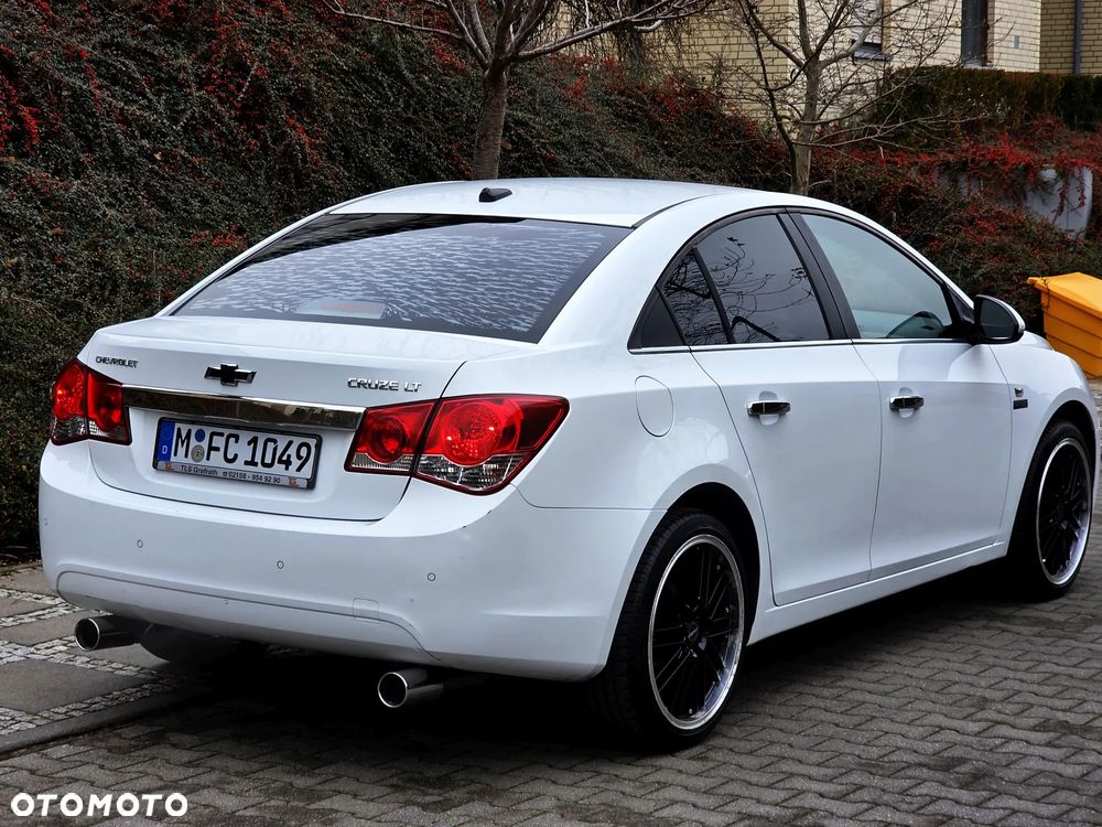 Chevrolet Cruze 1.8 LTZ+ - 4