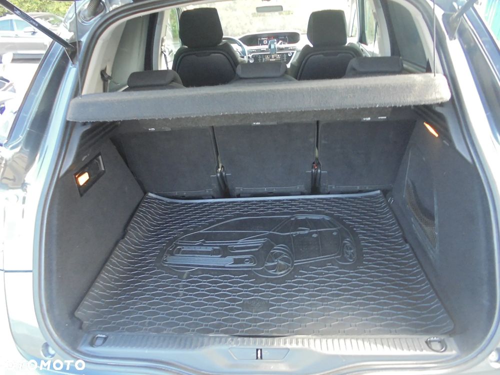 Citroën C4 Picasso e-HDi 115 Exclusive - 16