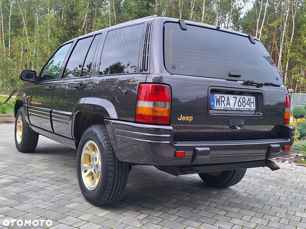 Jeep Grand Cherokee - 11