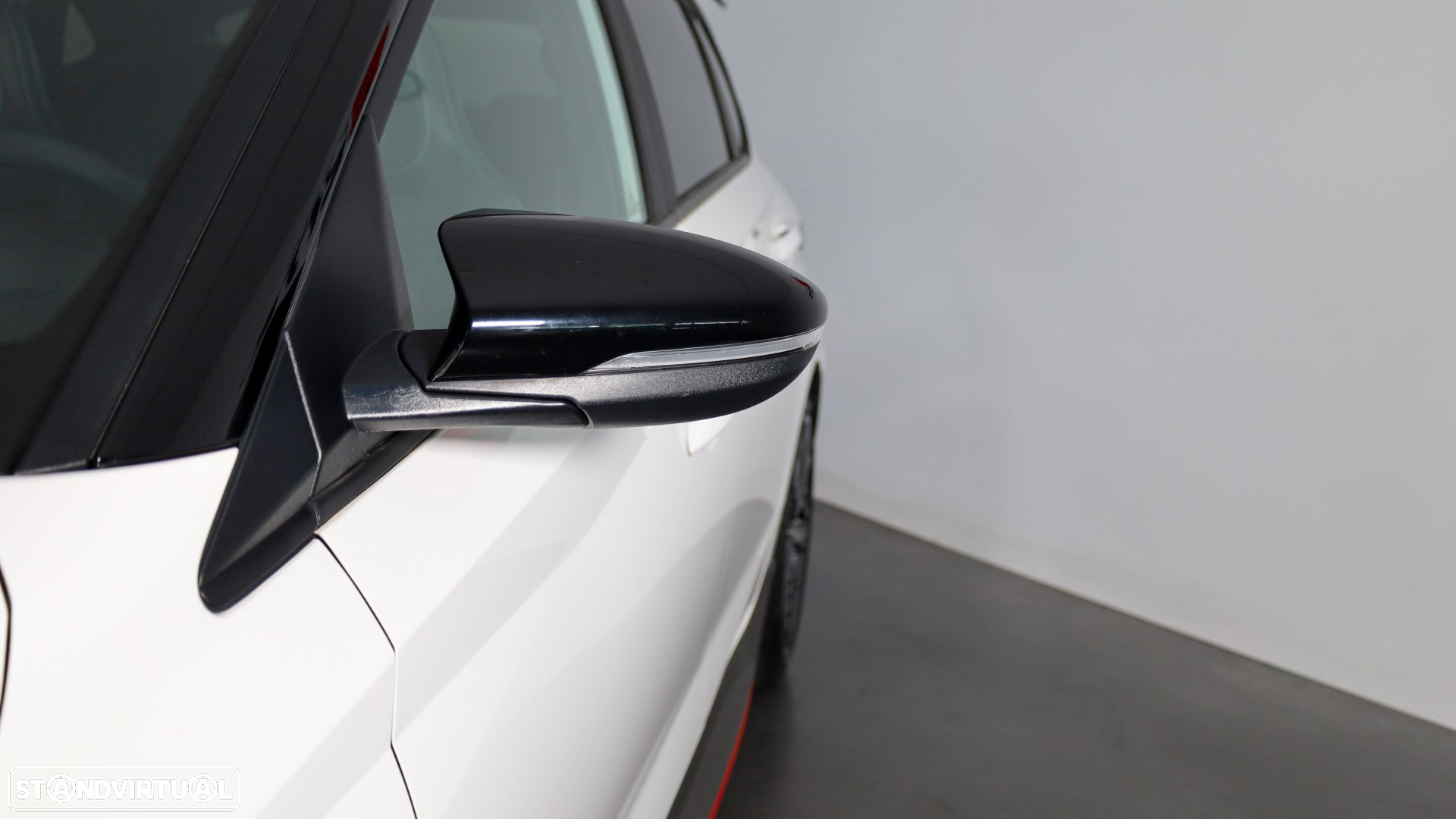 Hyundai i20 N 1.6 T-GDi Performance Pack - 6