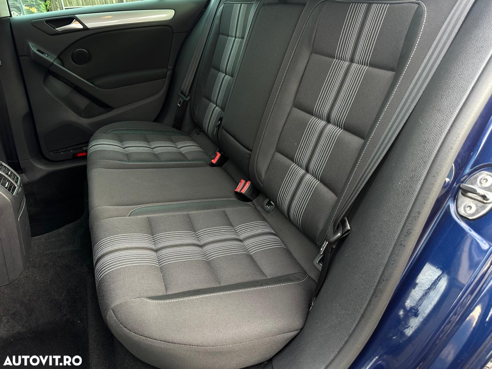 Volkswagen Golf 1.2 TSI MATCH - 29