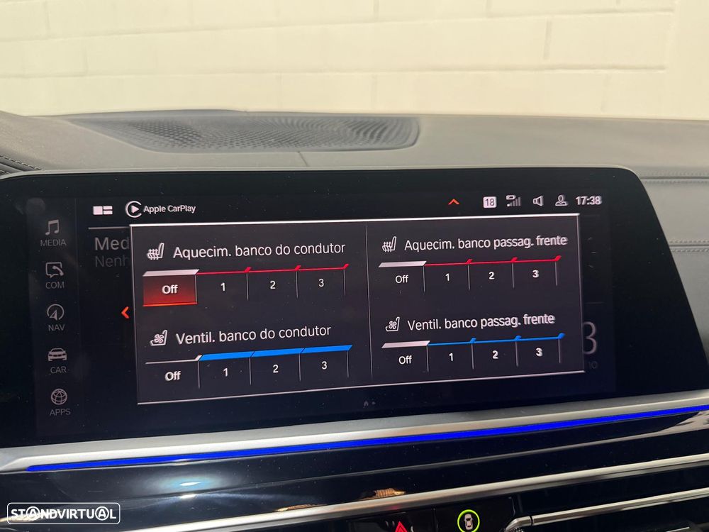 BMW X7 30 d xDrive - 41