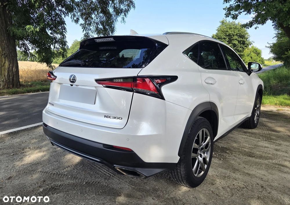 Lexus NX 300 Comfort AWD - 7