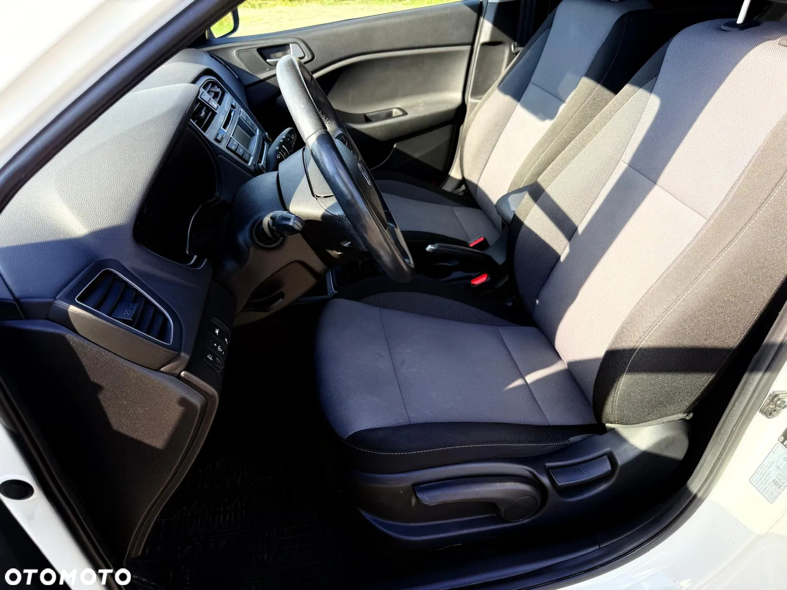 Hyundai i20 1.0 T-GDI Premium - 18
