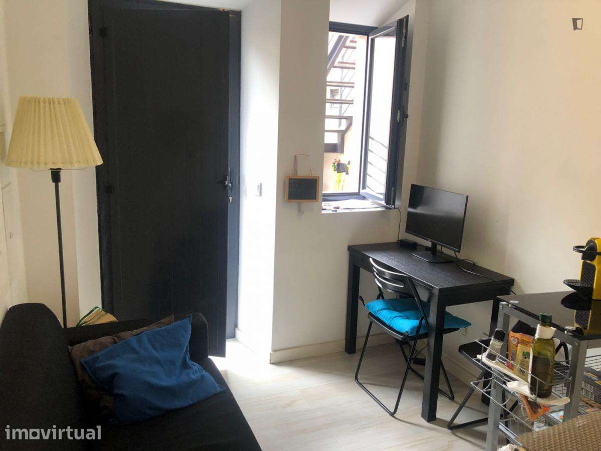 Estúdio - localizado em Telheiras Lisbon - Grande imagem: 2/15