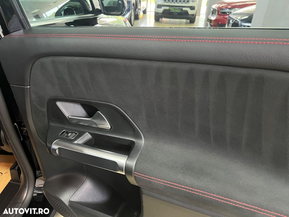 Mercedes-Benz GLB 220 d 4Matic 8G-DCT AMG Line - 16
