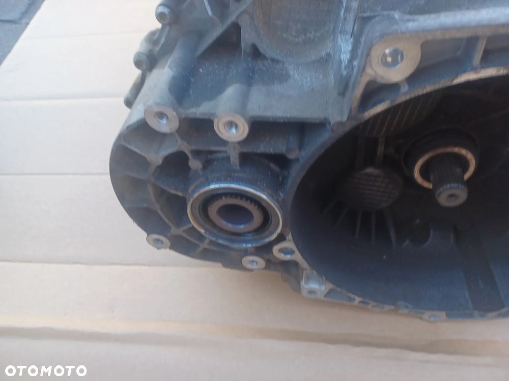 SKRZYNIA BIEGÓW LMU VW  TIGUAN 4X4 LMU - 3