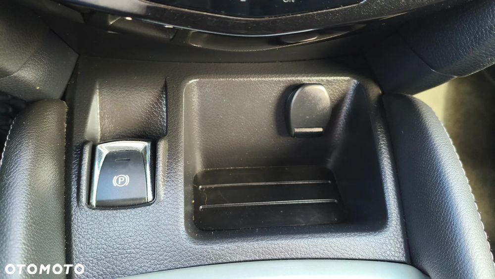 Nissan Qashqai 1.6 DIG-T N-Connecta - 29