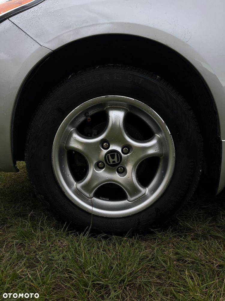 Nissan Tiida - 20