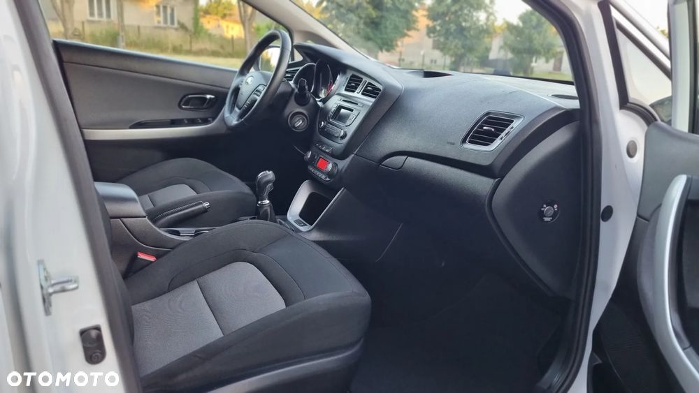 Kia Ceed 1.4 CVVT Fifa World Cup Edition - 15