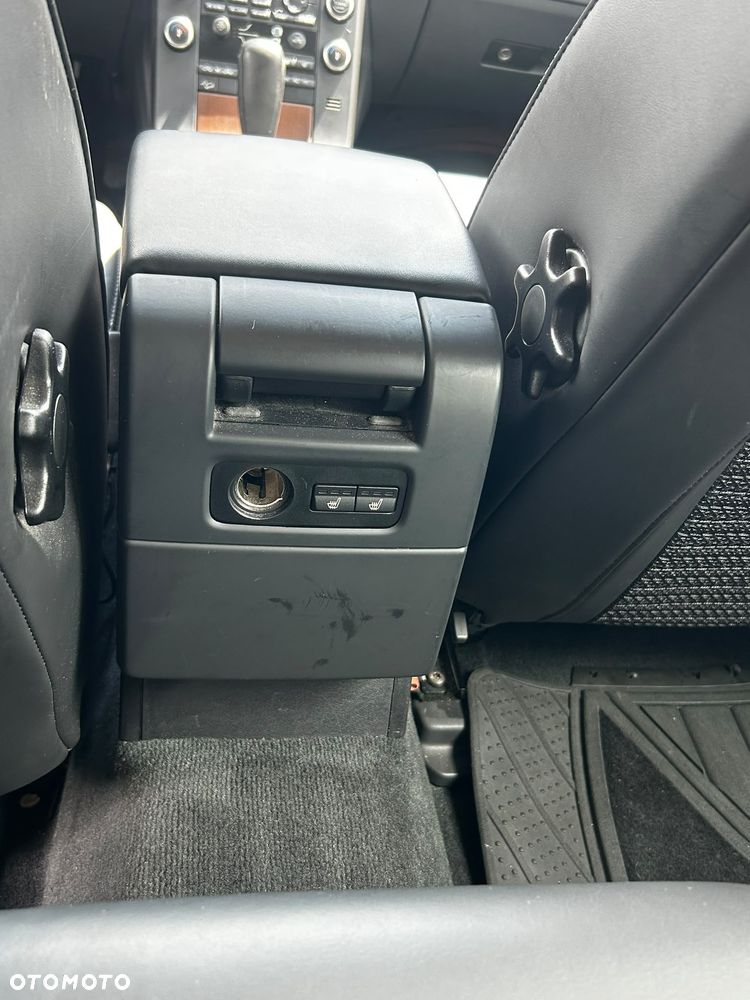 Volvo XC 70 - 7