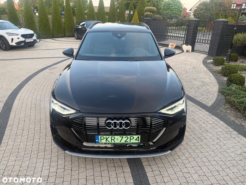 Audi e-tron 55 Quattro S Line - 38