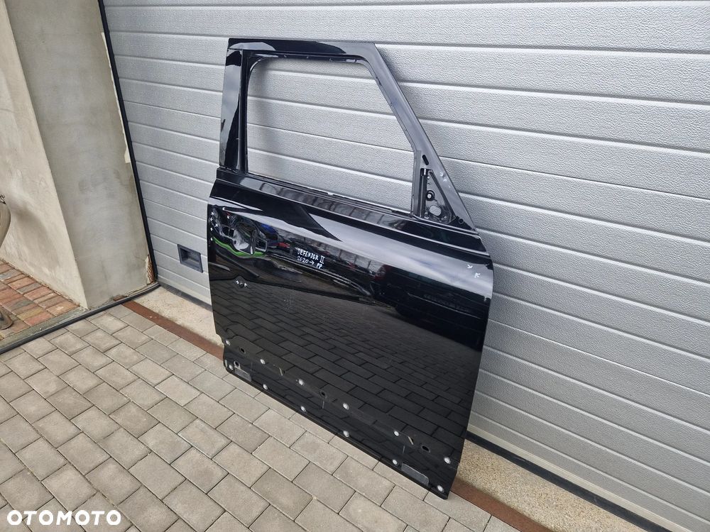 DRZWI PRZEDNIE PRAWE LAND ROVER RANGE ROVER DEFENDER II 2020-- - 2