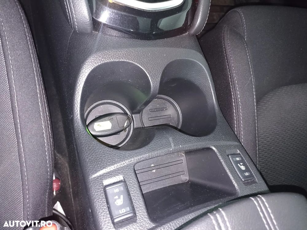 Nissan Qashqai - 16