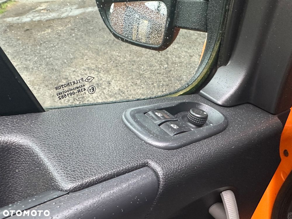 Renault Master 2,3 125ps 2013/14r L2H2 klima hak 2500kg - 25