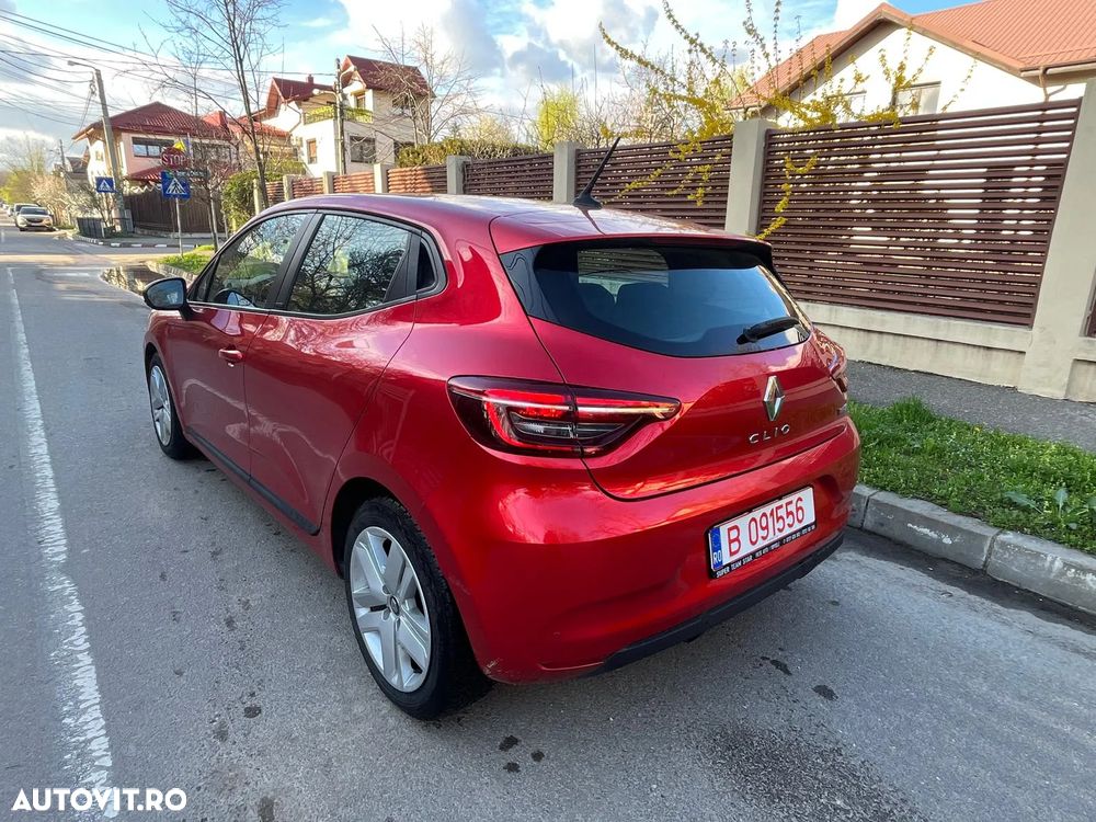 Renault Clio - 5