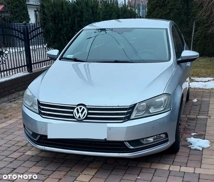 Volkswagen Passat 2.0 TDI Comfortline DSG - 3