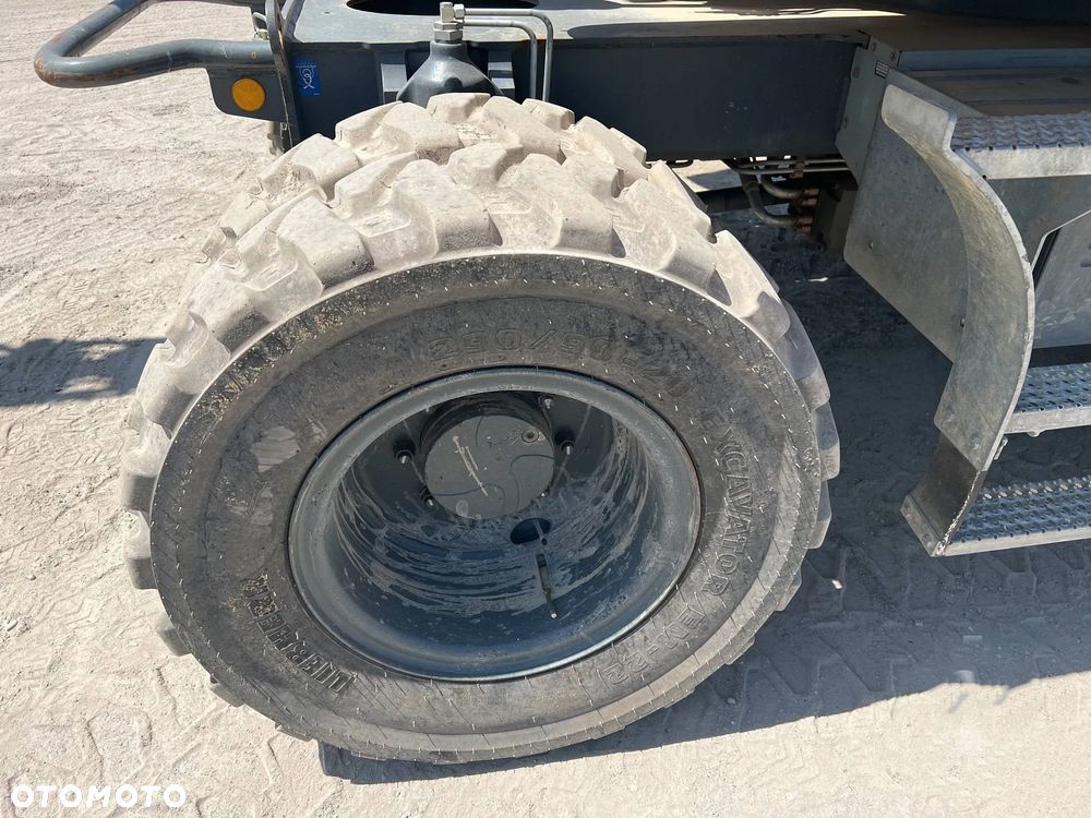 Liebherr A912 compact Koparka kołowa - 16