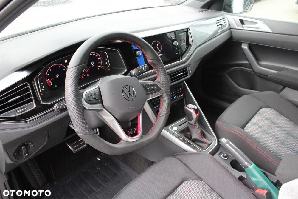 Volkswagen Polo - 9