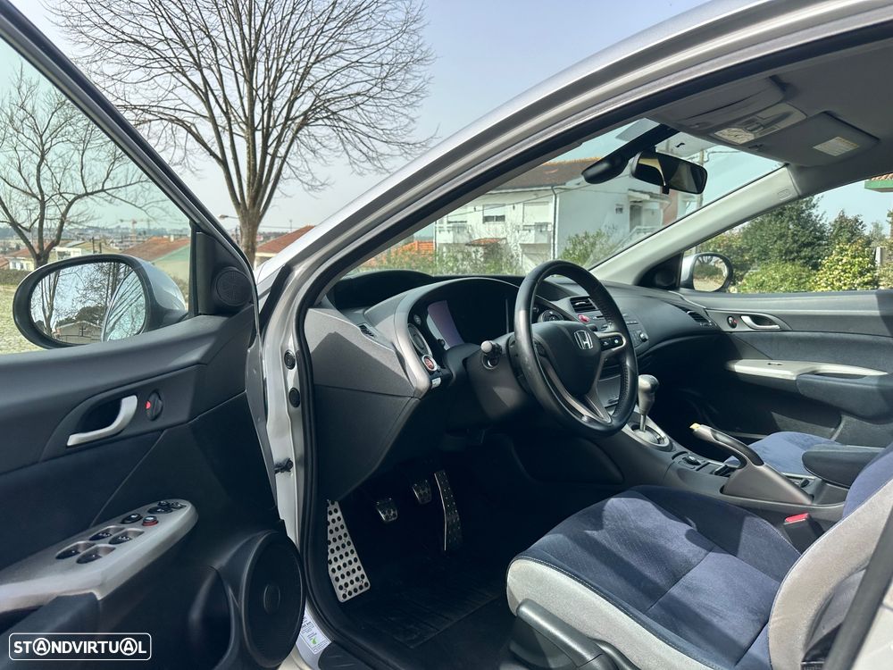 Honda Civic 1.4 Comfort - 15