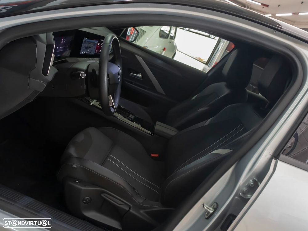 Opel Astra 1.2 T GS Line Aut. - 15