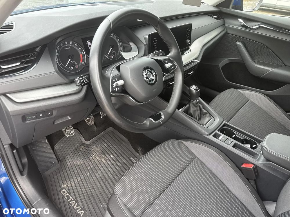 Skoda Octavia 2.0 TDI Ambition - 10