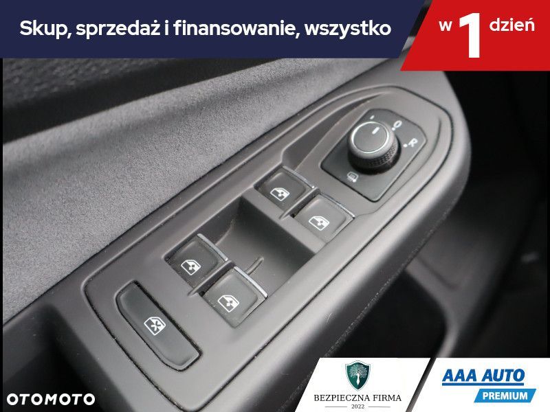 Volkswagen Golf - 18