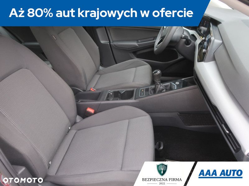 Volkswagen Golf - 10