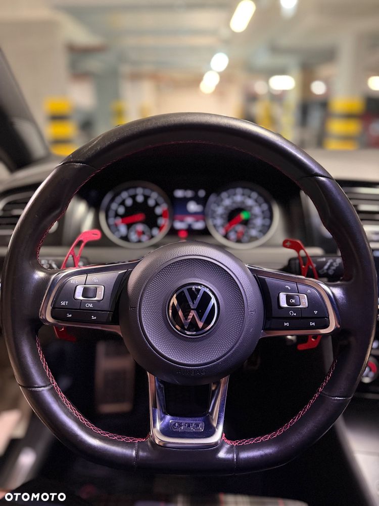 Volkswagen Golf 2.0 TSI GTI DSG - 9