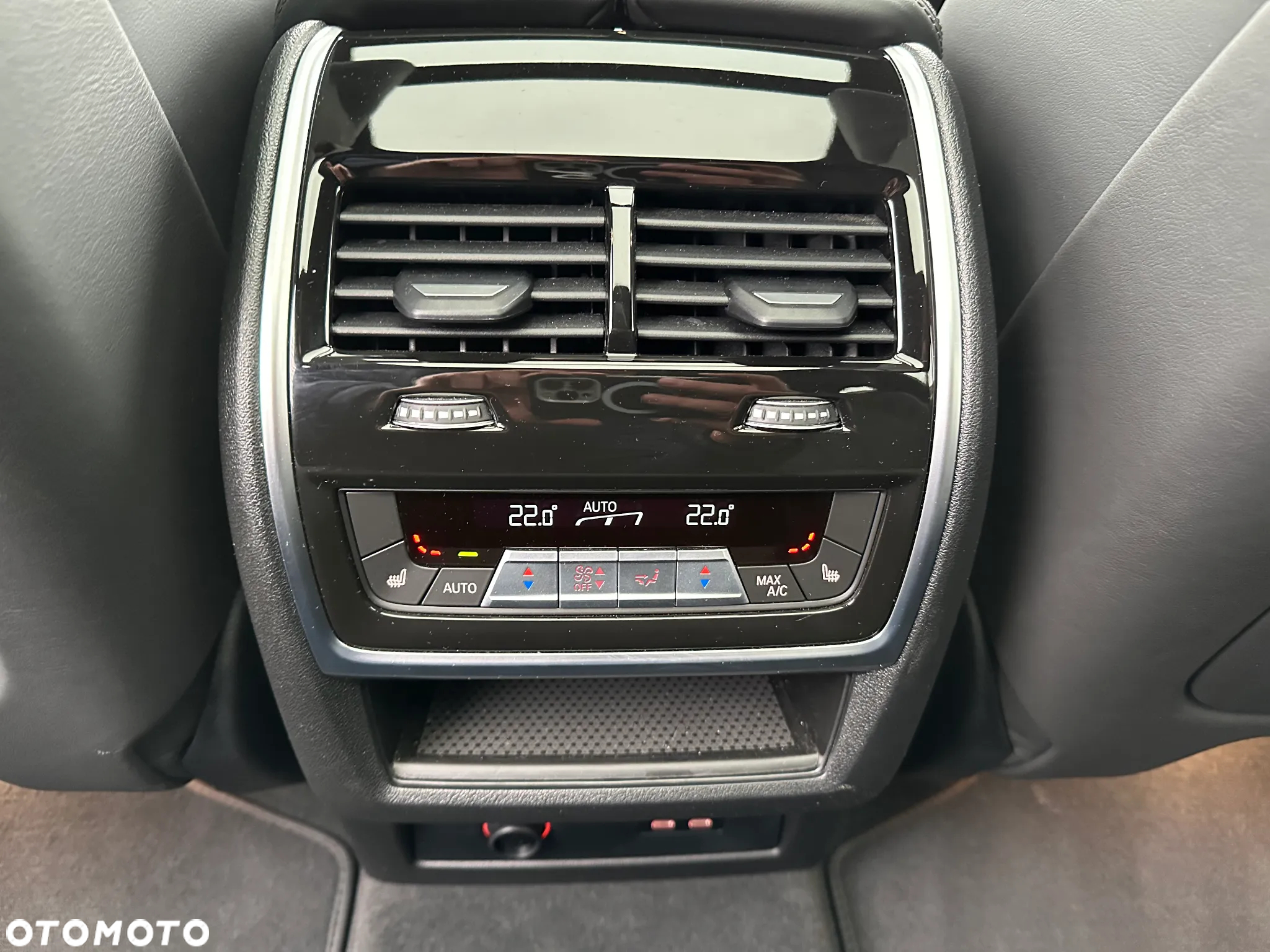 BMW X7 M60i xDrive mHEV sport - 24