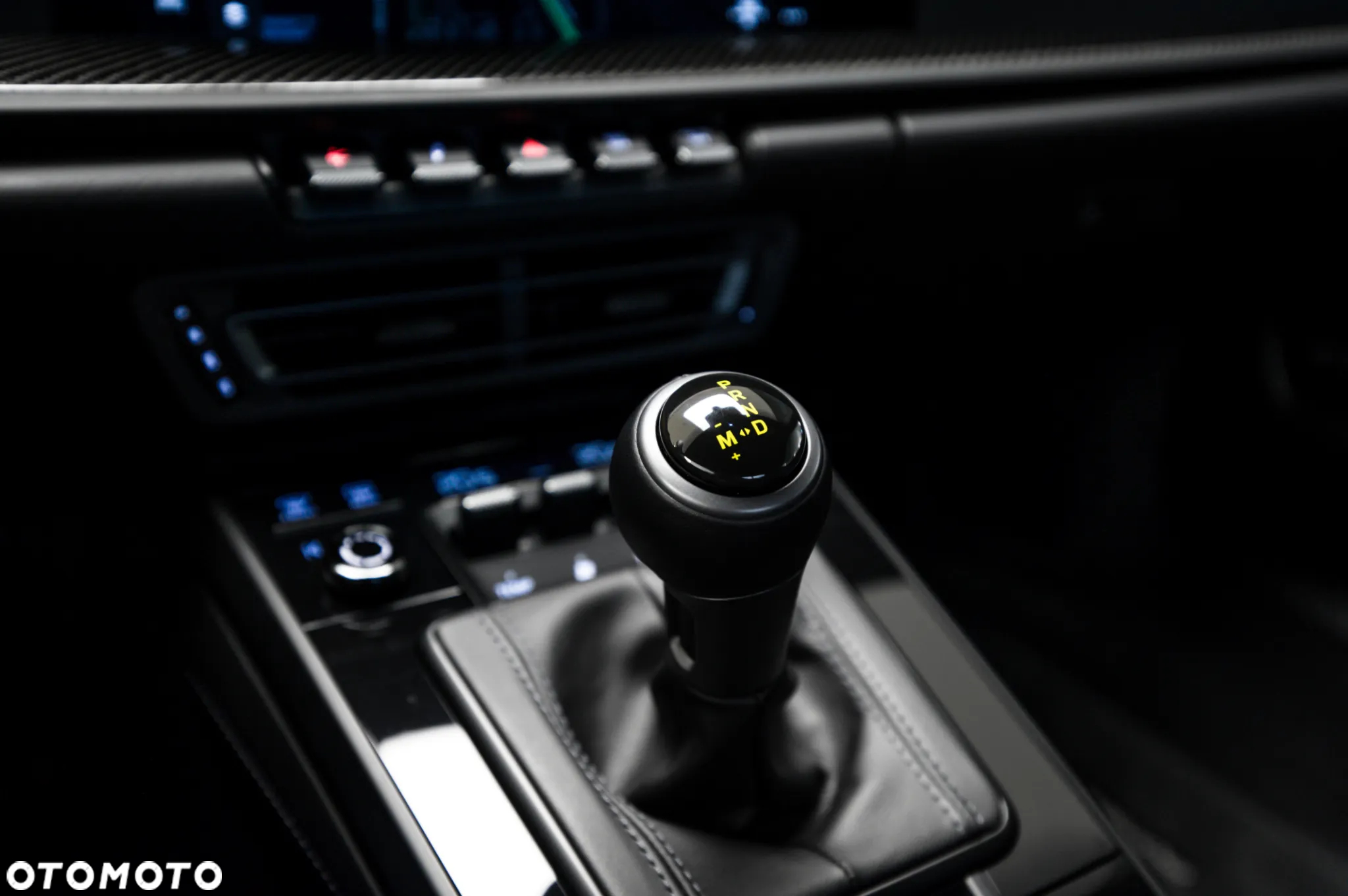 Porsche 911 GT3 Touring PDK - 21