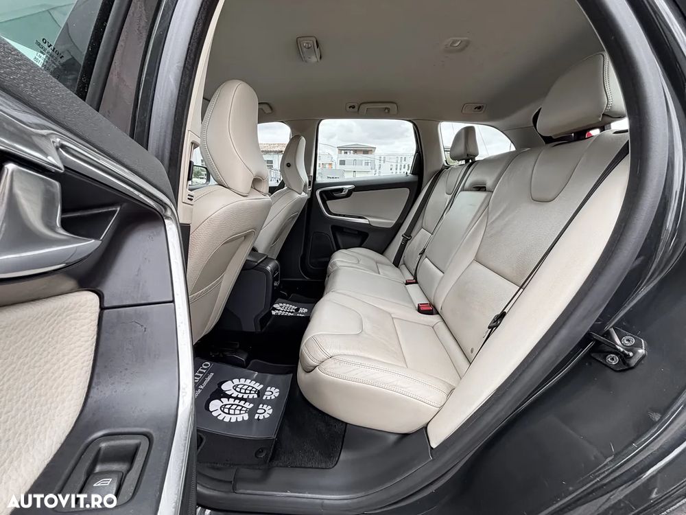 Volvo XC 60 - 9