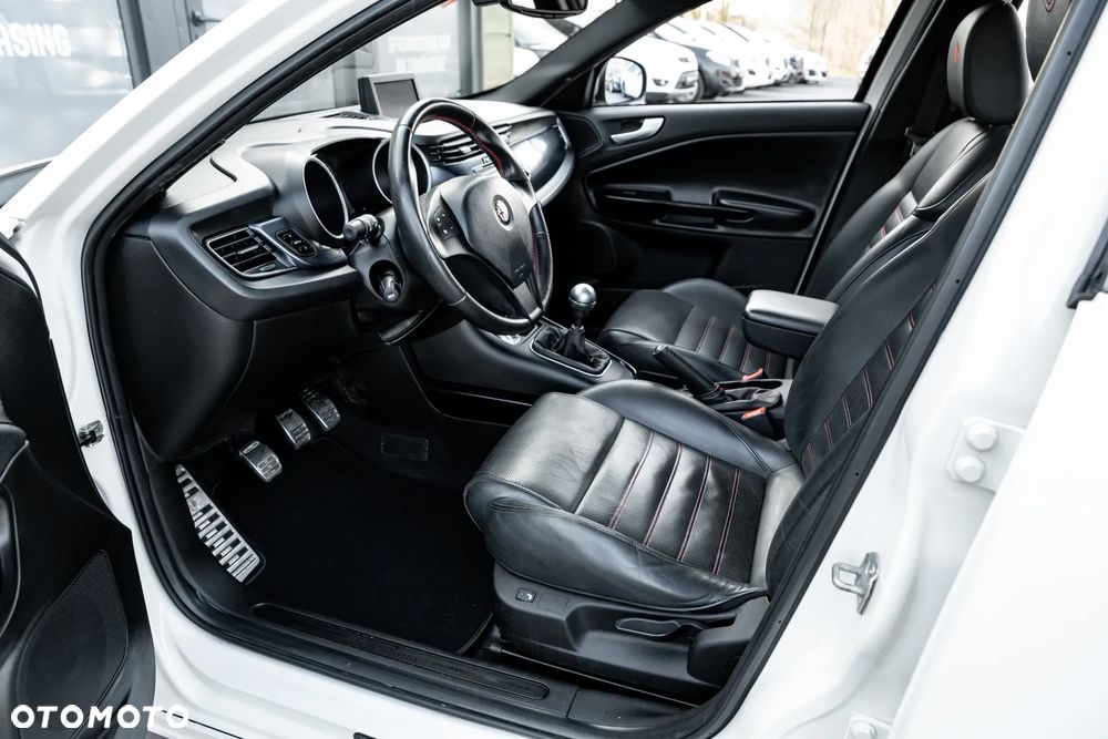 Alfa Romeo Giulietta - 19