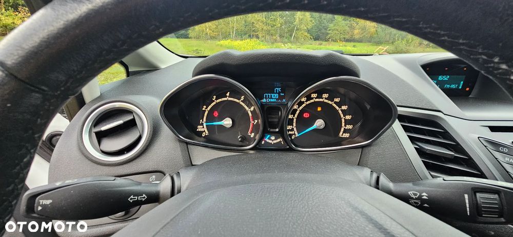 Ford Fiesta 1.25 Trend - 10