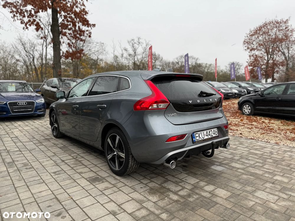 Volvo V40 D3 Drive-E R-Design Momentum - 3