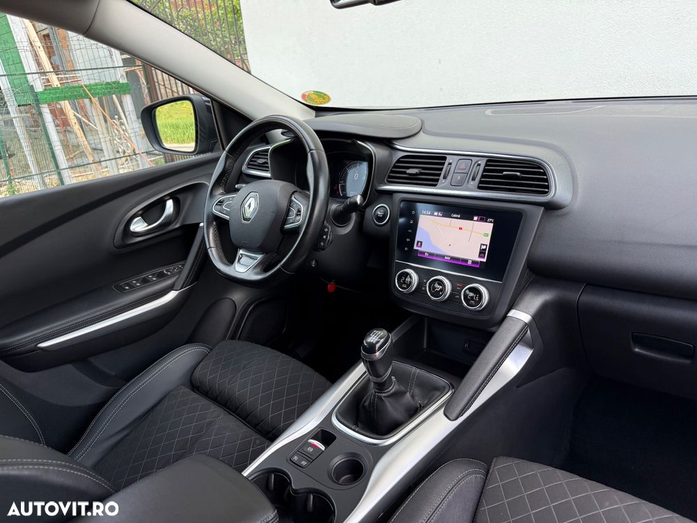 Renault Kadjar BLUE dCi 115 BOSE EDITION - 16