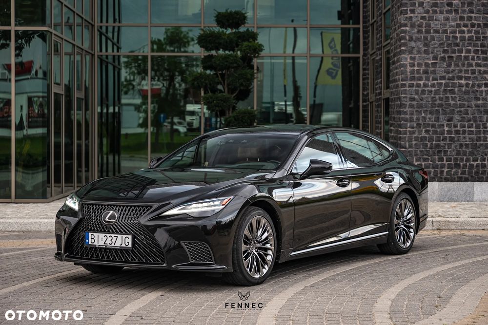 Lexus LS - 16