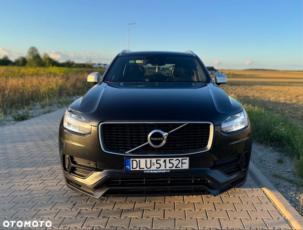 Volvo XC 90 - 9