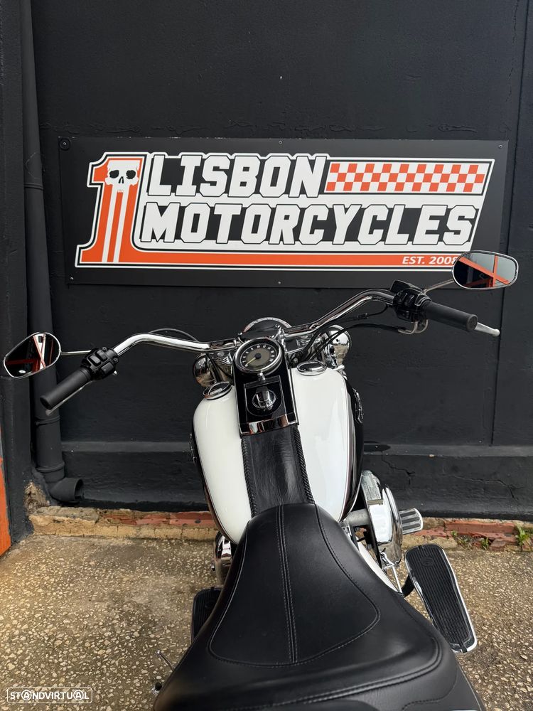 Harley-Davidson FLSTNI Softail Deluxe - 13