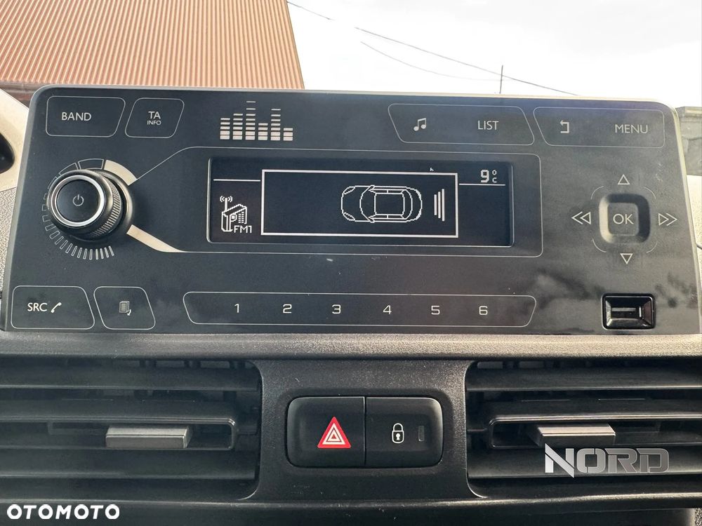 Peugeot Partner 4x4 1.5 Long Premium - 28