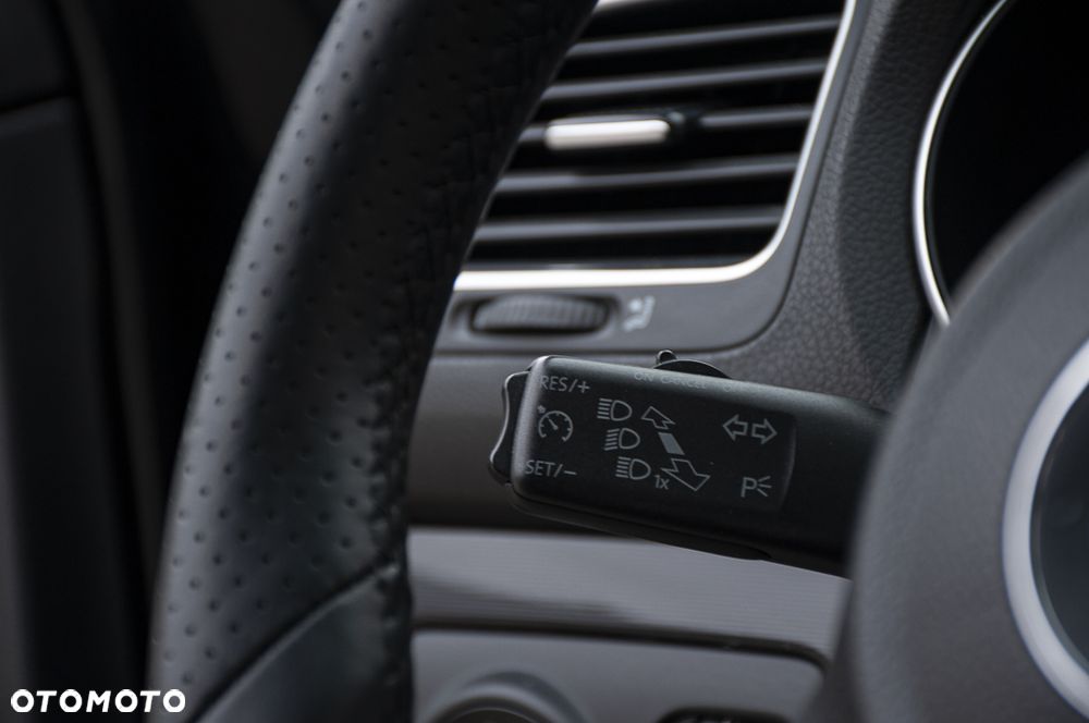 Volkswagen Golf 2.0 TDI DPF GT Sport - 29