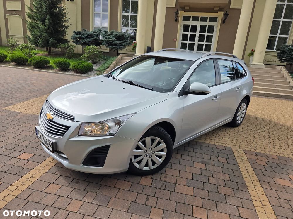 Chevrolet Cruze 1.6 LS - 30