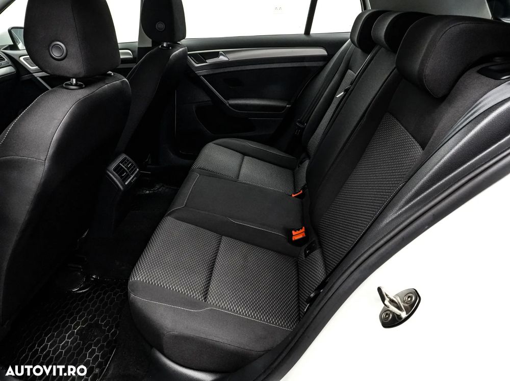 Volkswagen Golf 1.6 TDI Trendline - 15
